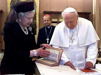 Královna s papeem