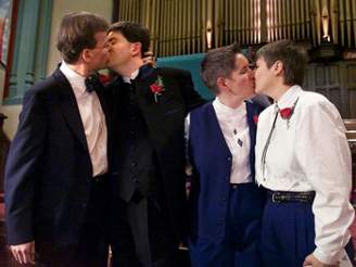 Svatba gay a lesbiek v Torontu