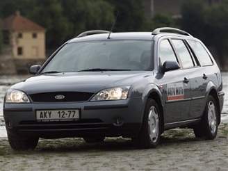Ford Mondeo kombi - prostor nadevše - iDNES.cz