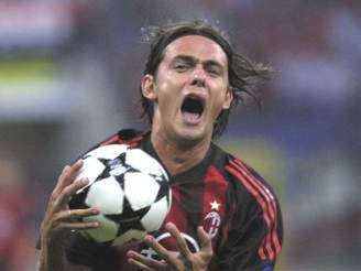 Filippo Inzaghi se raduje po vstelení gólu