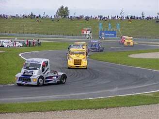 Körber vyhrál kvalifikaci Super Race