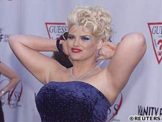 Striptérka Anna Nicole Smithová - Striptérka a fotomodelka Anna Nicole Smithová...