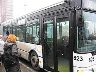 Nový kloubový autobus MHD ve Zlín
