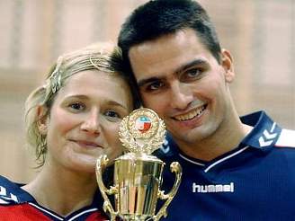 Fabíková a Juíek s trofejí