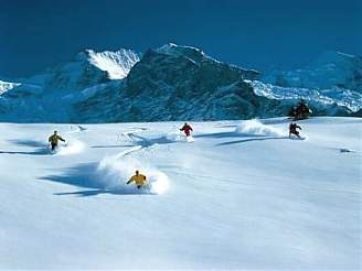 Lyování ve volném terénu v oblasti Jungfrau