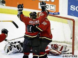 Calgary - Detroit: Gelinas rozhodl sérii