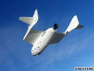 Letoun SpaceShipOne - cestuje a k hranmicm vesmru