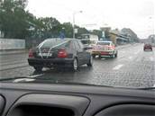Mercedes s majá�kem