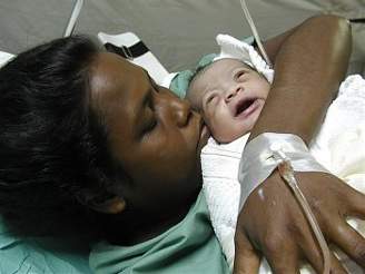 V eské nemocnici na Srí Lance se narodilo první dít