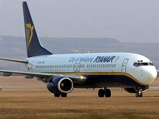 Ryanair létá z Česka z Brna, proti konkurenci bojuje tvrdě.