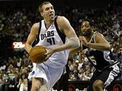 Dallas - San Antonio: Nowitzki a Horry