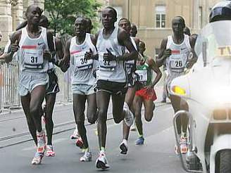 Bci z Keni ovládli Praský maraton