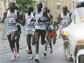 Bci z Keni ovládli Praský maraton