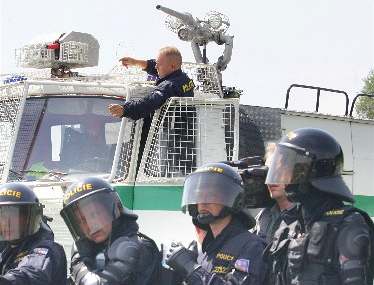 Policie na technoparty