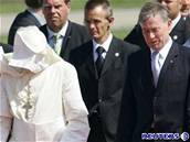 Papee vítá nmecký prezident Horst Köhler
