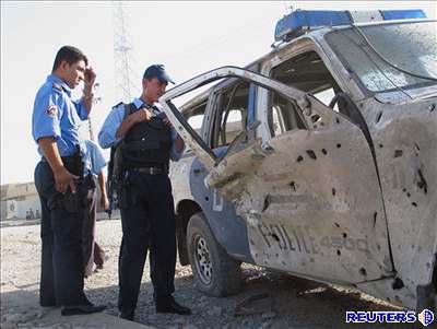 Policie bývá astým cílem terorist v Iráku. Ilustraní foto