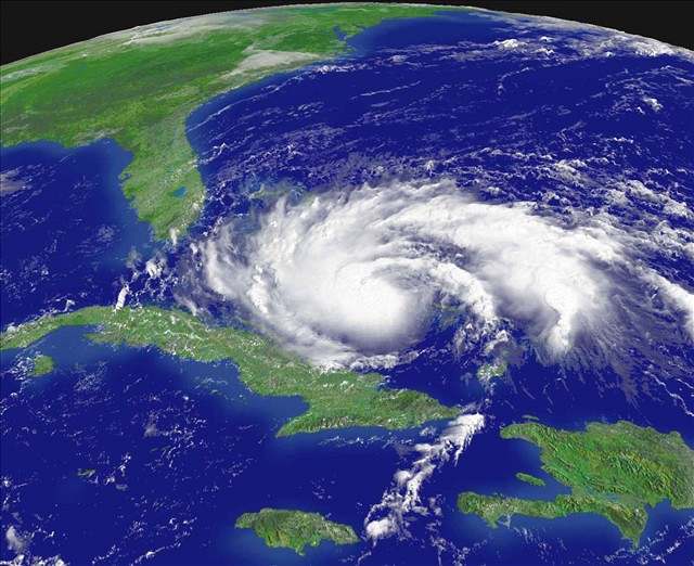 Tropická boue Rita ze satelitu