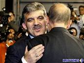 Turecký ministr zahranií Abdullah Gül a Javier Solana