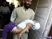 Mu odnáí v Kamíru zranné dít