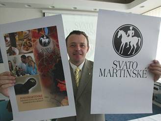 Manaer svazu vina Pavel Krka pedstavil logo svatomartinského vína