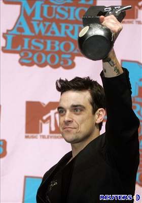 Robbie Williams pi pedávání evropských cen MTV