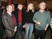 Kmotr desky Václav Havel, Jií Menzel s manelkou a Boek ípek