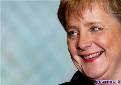 Na zlepšení česko-německých vztahů při úterní návštěvě ČR poukázala i Angela Merkelová.