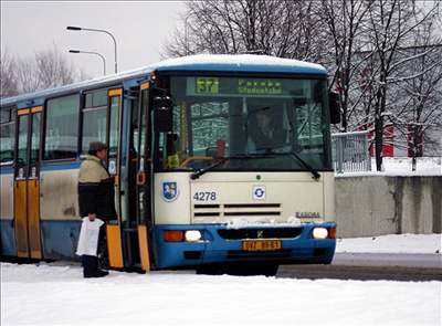 autobus - mhd - ostrava - ilustraní foto