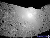 Snímek asteroidu Itokawa