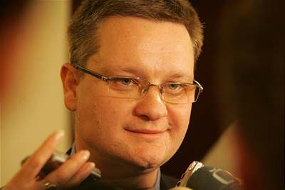 Vladimír Doleal se kvli podezení z korupce vzdal poslaneckého mandátu.