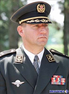 Chorvatský válený zloinec Ante Gotovina na archivním snímku.