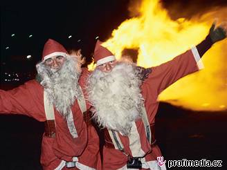 Opilí Santa Clausové kradli v Aucklandu. Ilustraní foto