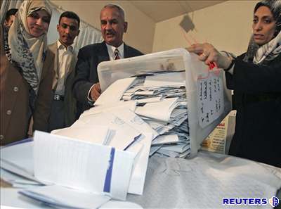 Sunnité zpochybnili výsledky iráckých voleb. Ilustraní foto