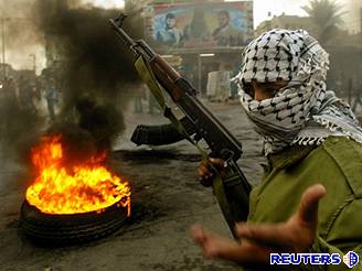 Palestint ozbrojenci ni hranin ze oddlujc psmo Gazy a Egypt