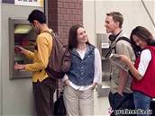 Studenti u bankomatu