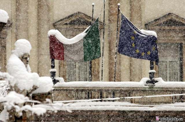Sníh zasypal Itálii