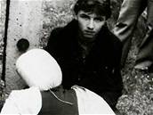 Policejní fotografie z rekonstrukce vra�dy