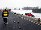 Tragická nehoda uzavela silnici na Uherskohradisku