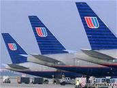 United Airlines, který na zaátku února vystoupil z bankrotového pásma, je podezelý z nekalé dohody.