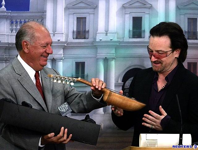 Bono z U2 a Ricardo Lagos