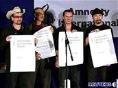 U2 s cenou od Amnesty International