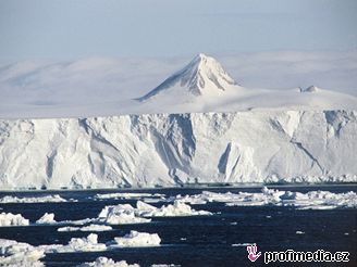Antarktida podle nejnovjího mení ztrácí a 152 kilometr krychlových objemu. Ilustraní foto.