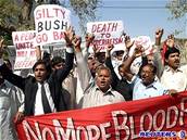 Pákistánci protestují proti Bushovi