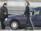 Policie prohledává auto soudce Bouka.
