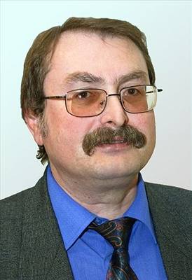 Volební manaer KSM Karel Klima.