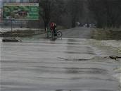 Na okraji Olomouce se rozlila eka Morava.