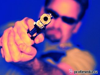 pistole - zbraň - útok - ilustrační foto
