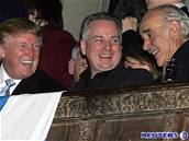Donald Trump,  Sean Connery a skotský premiér Jack McConnell