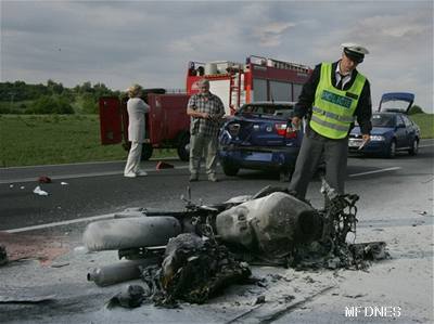 Oba mui na motocyklu nehodu nepeili. Ilustraní foto