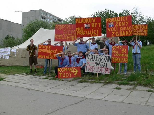 S komunisty do vlády nepjdeme, slíbila SSD.